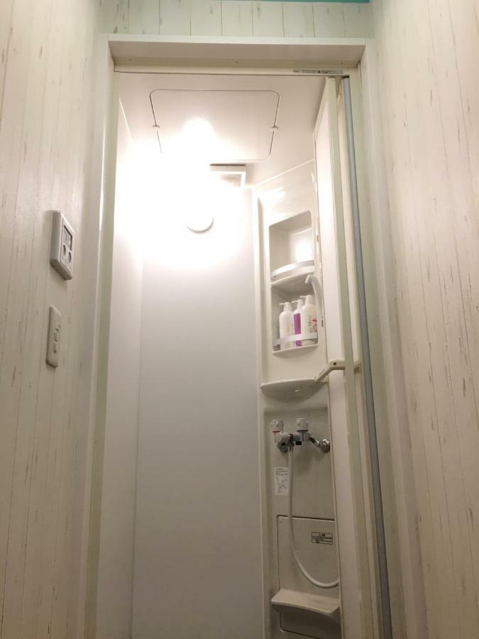 Hotel West Taisho Osaka Esterno foto